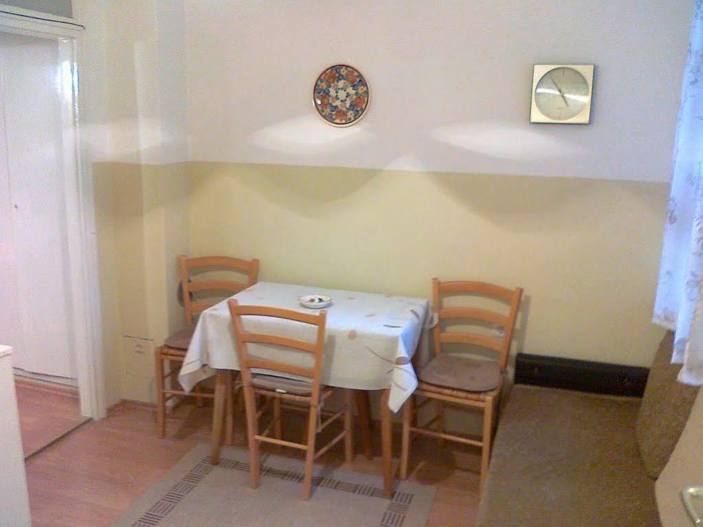Apartment Skarica Zara Esterno foto